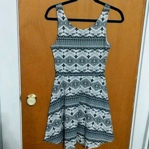 H&M tribal aztec dress - cutest pattern!